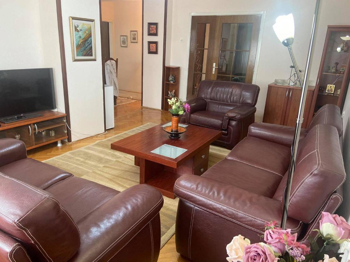 Family Apartment Ivanovic Üsküp Dış mekan fotoğraf
