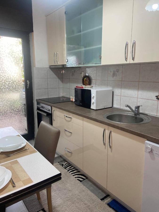 Family Apartment Ivanovic Üsküp Dış mekan fotoğraf