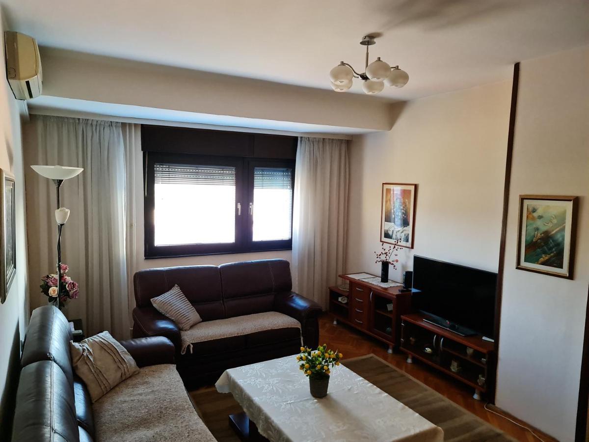 Family Apartment Ivanovic Üsküp Dış mekan fotoğraf